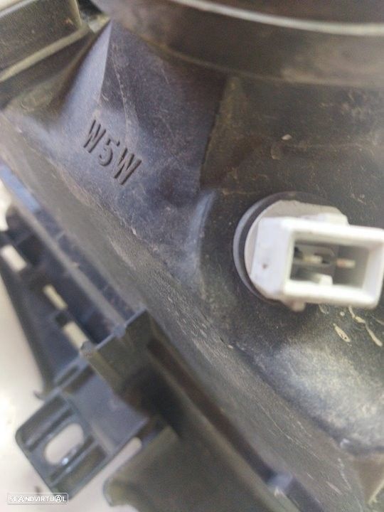 FAROL ESQUERDO CITROEN SAXO 1998 - - 3