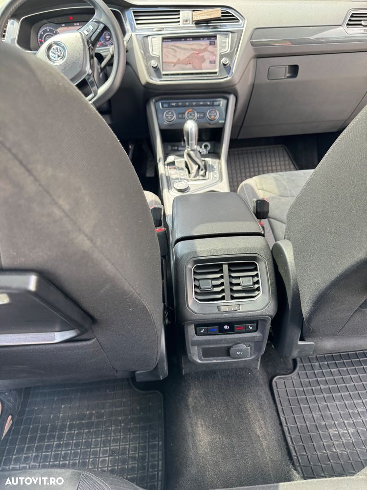 Volkswagen Tiguan - 8