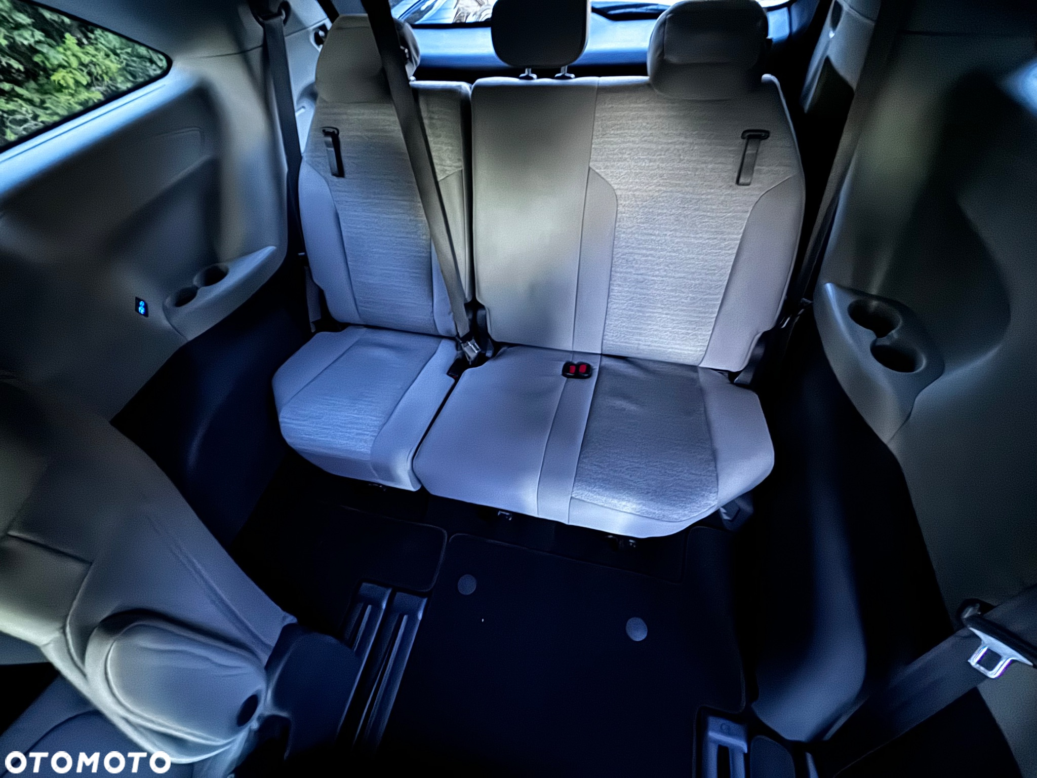 Toyota Sienna - 36