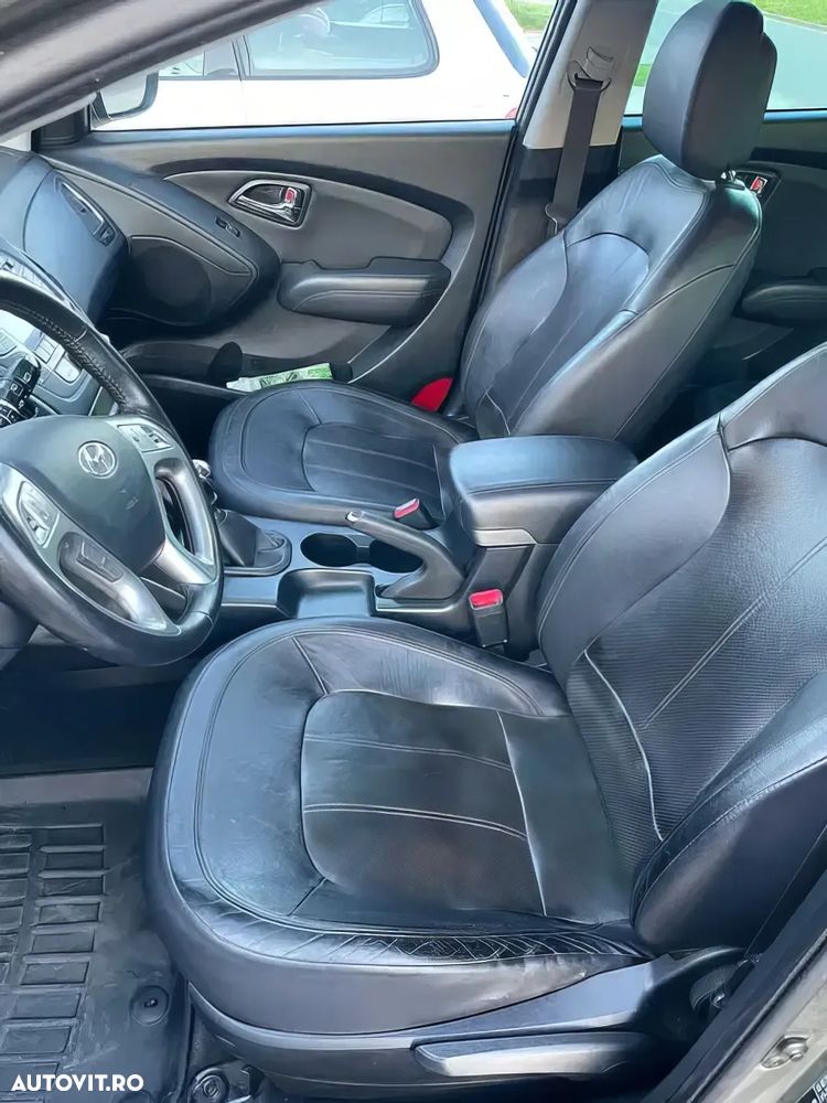 Hyundai ix35 2.0 CRDI Low 2WD GL Classic - 6