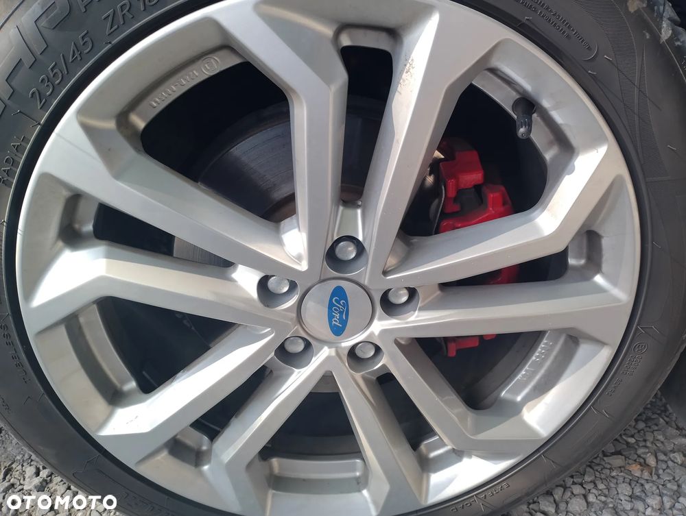 Ford Mondeo - 39