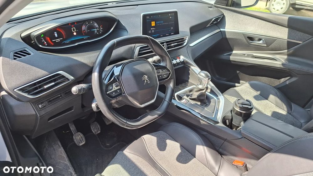 Peugeot 3008 BlueHDi 130 Stop & Start Allure - 13