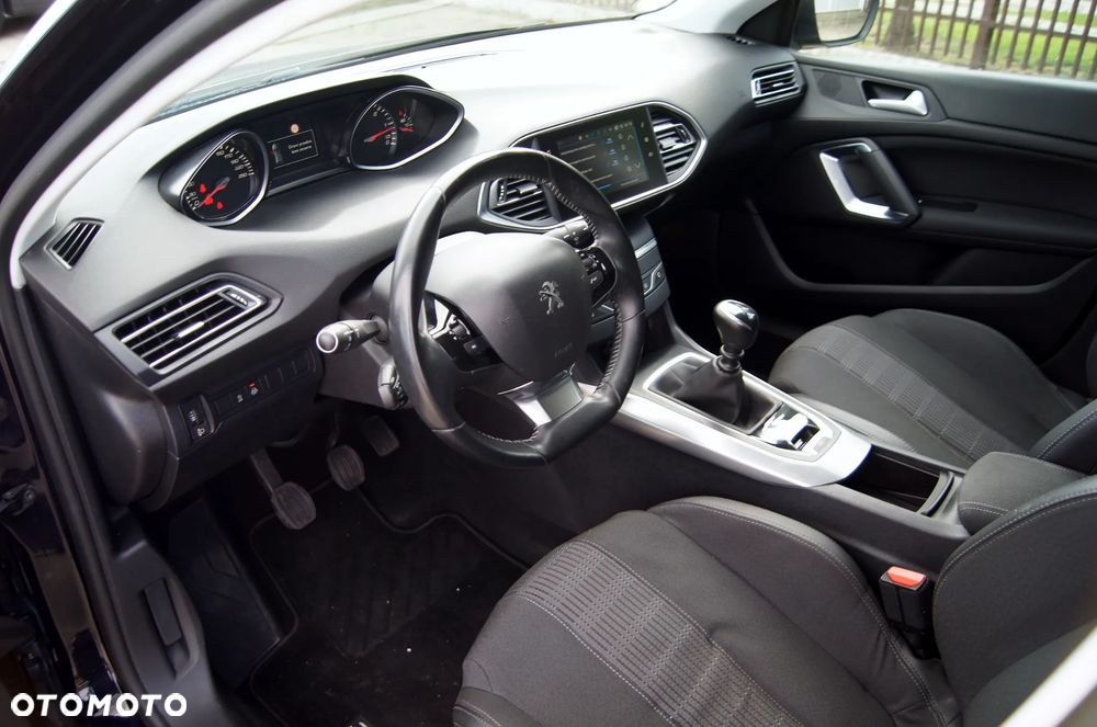 Peugeot 308 BlueHDi 130 Stop & Start Style - 8