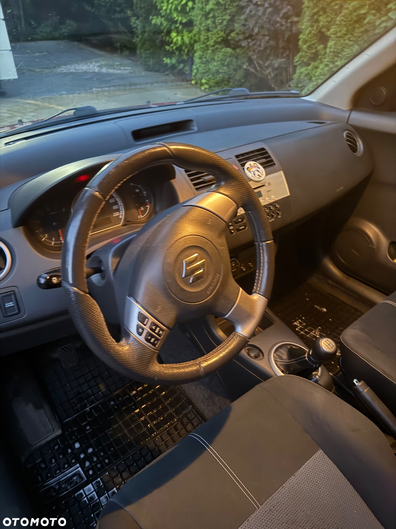 Suzuki Swift 1.3 GC - 5