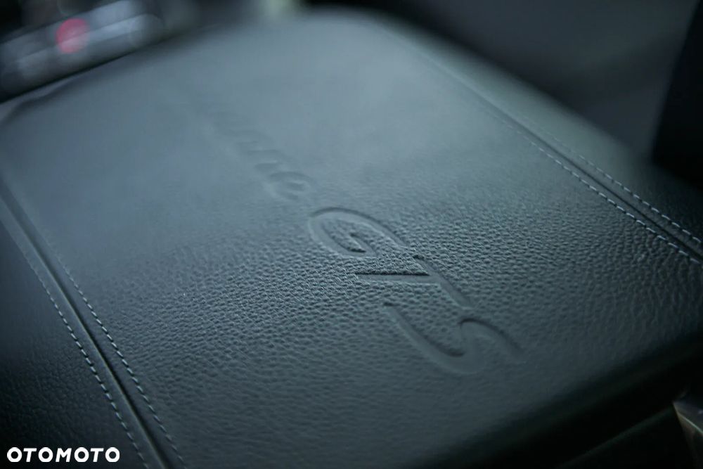 Porsche Cayenne GTS Tiptronic S - 27