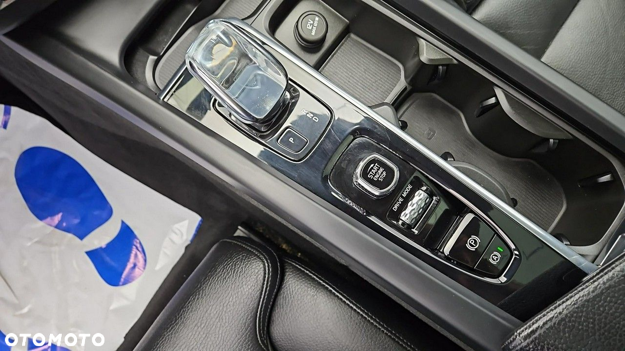 Volvo XC 60 - 18