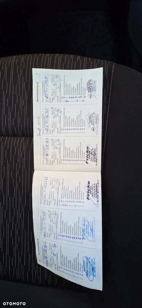 Opel Astra 1.6 Sports Tourer Design Edition - 35