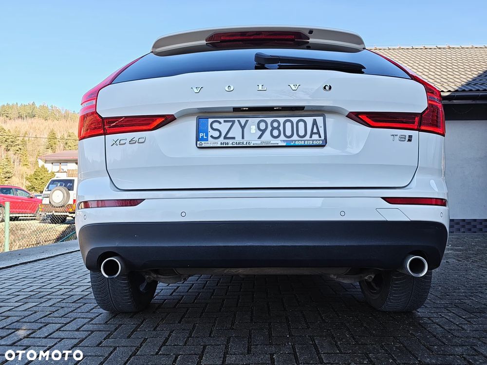 Volvo XC 60 T8 AWD Recharge Geartronic RDesign Expression - 4