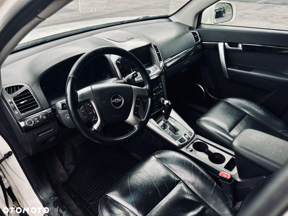 Chevrolet Captiva 2.4 LT+ - 17