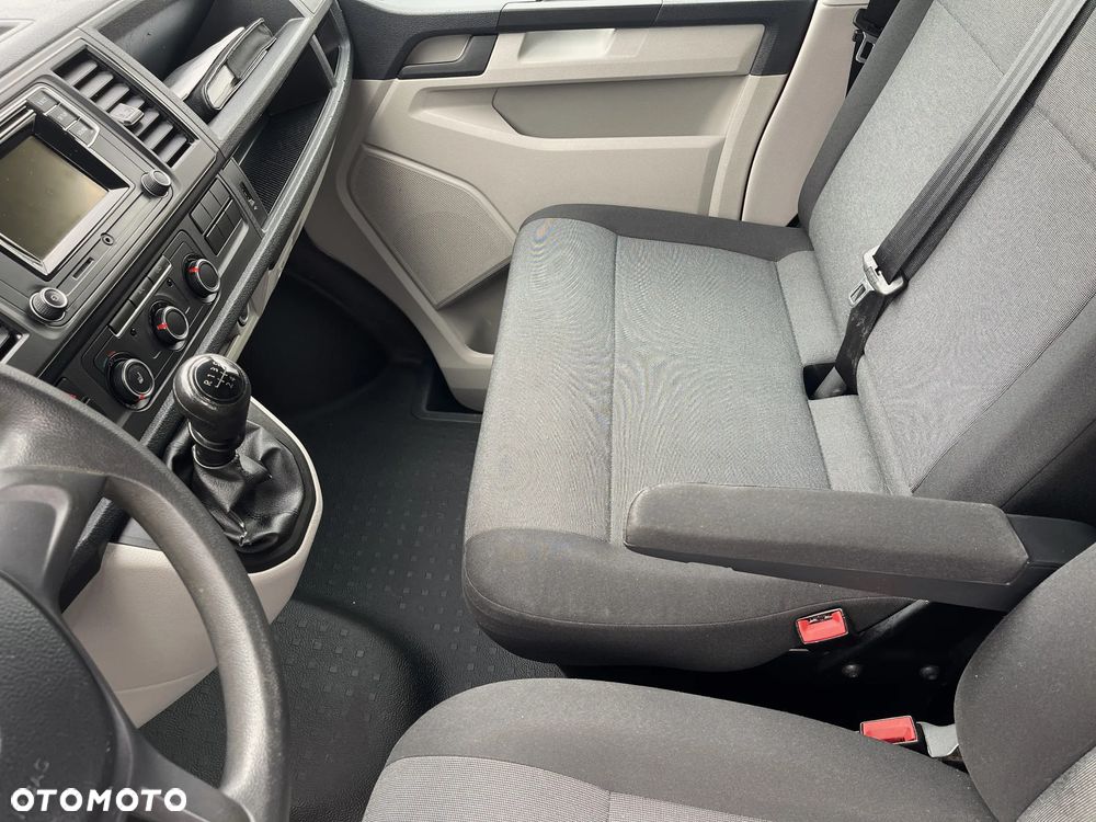 Volkswagen Transporter T6 L1H1 - 22