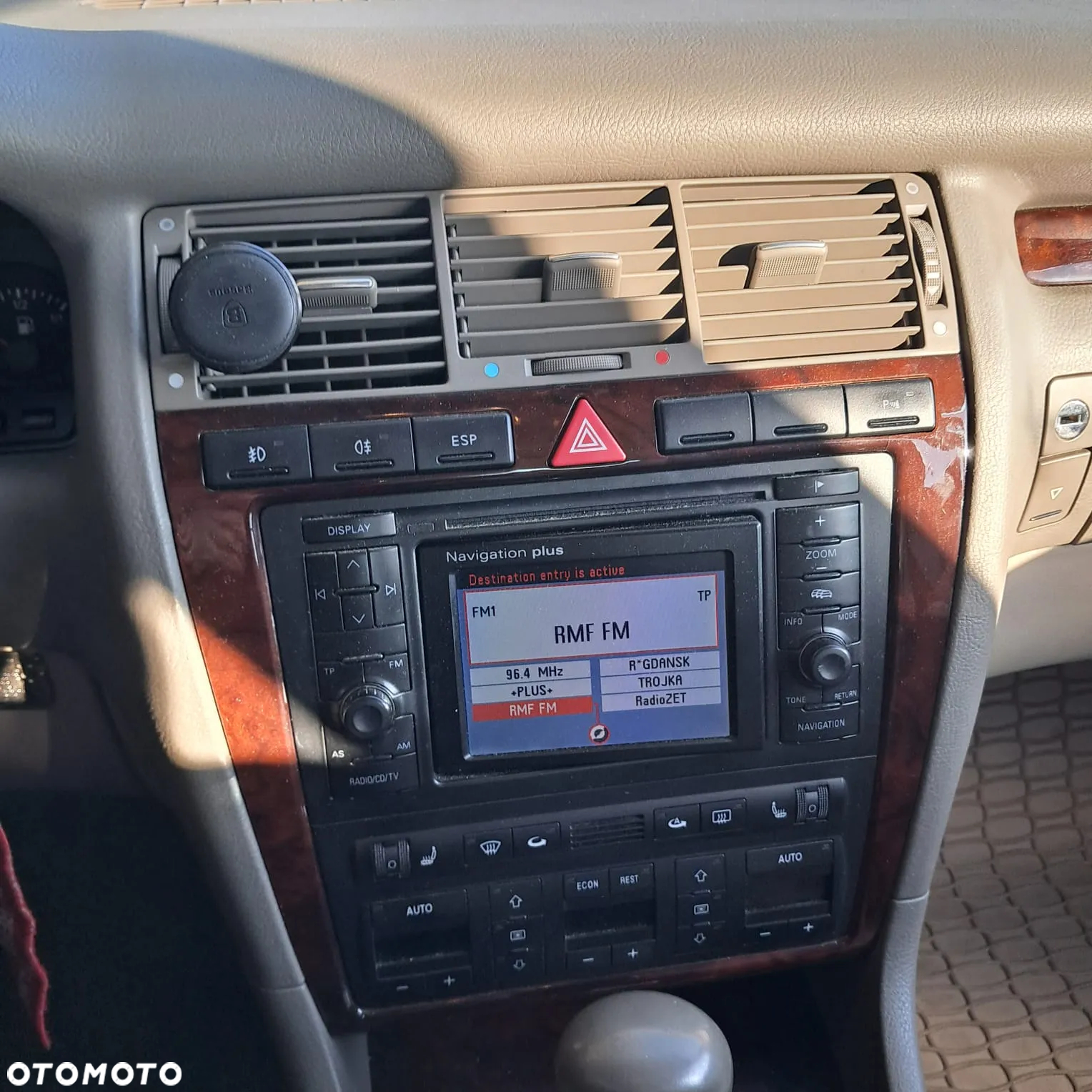 Audi A8 4.2 Quattro - 22