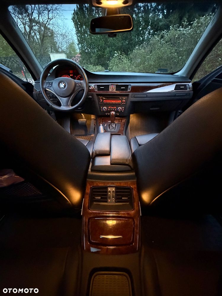 BMW Seria 3 320d - 3