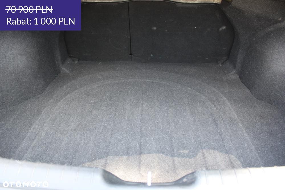 Hyundai Elantra - 13