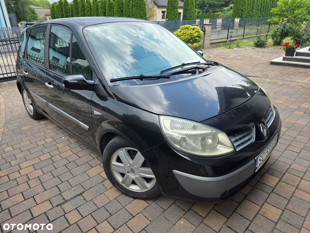 Renault Scenic - 1