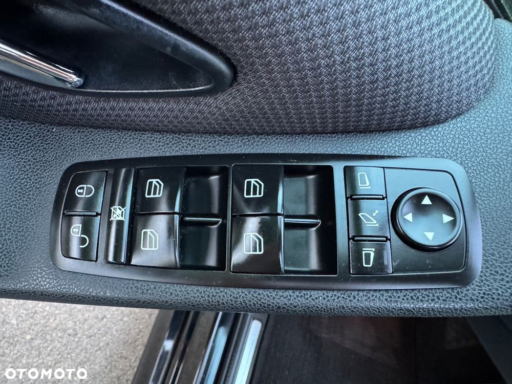 Mercedes-Benz Klasa B 160 BlueEFFICIENCY EU5 - 39
