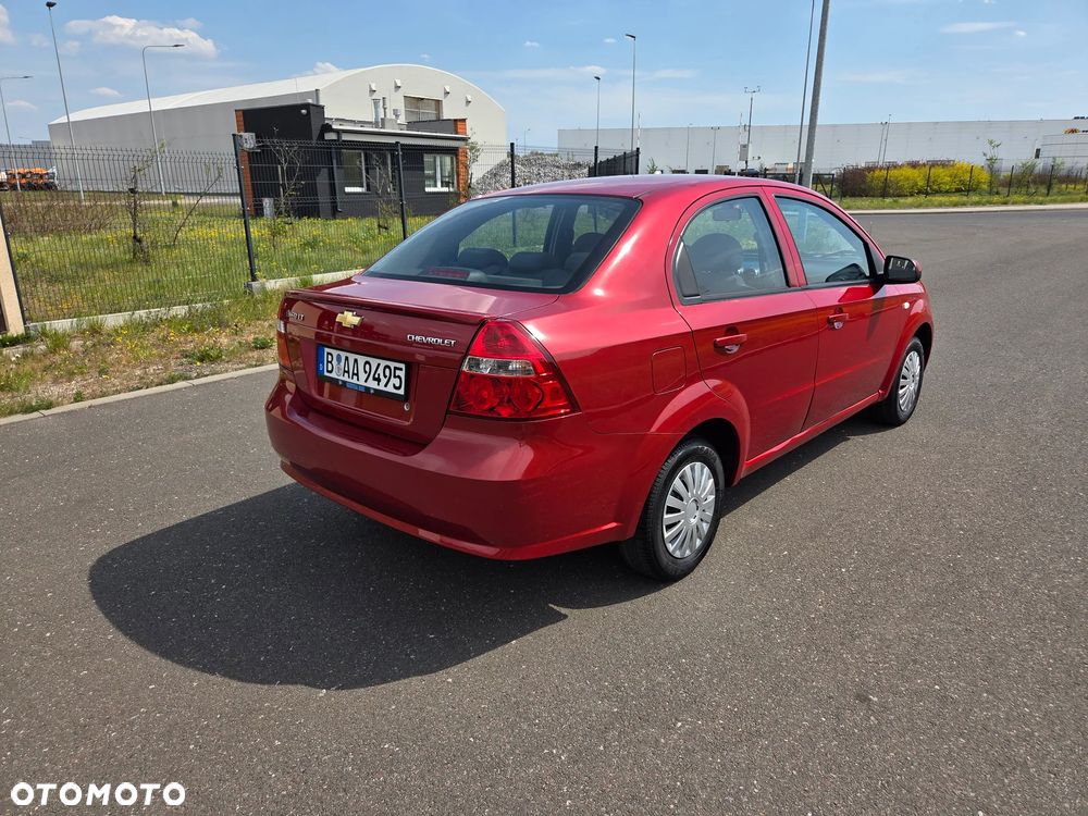 Chevrolet Aveo 1.4 16V LT - 4