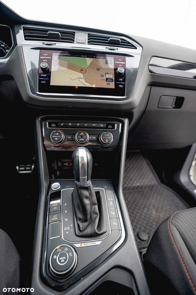 Volkswagen Tiguan 2.0 TDI SCR 4MOTION (BlueMotion Techn.) DSG Sound - 35