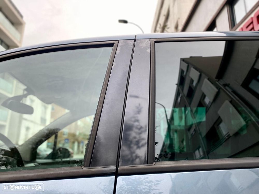 Peugeot 807 2.2 HDi Pullman - 10