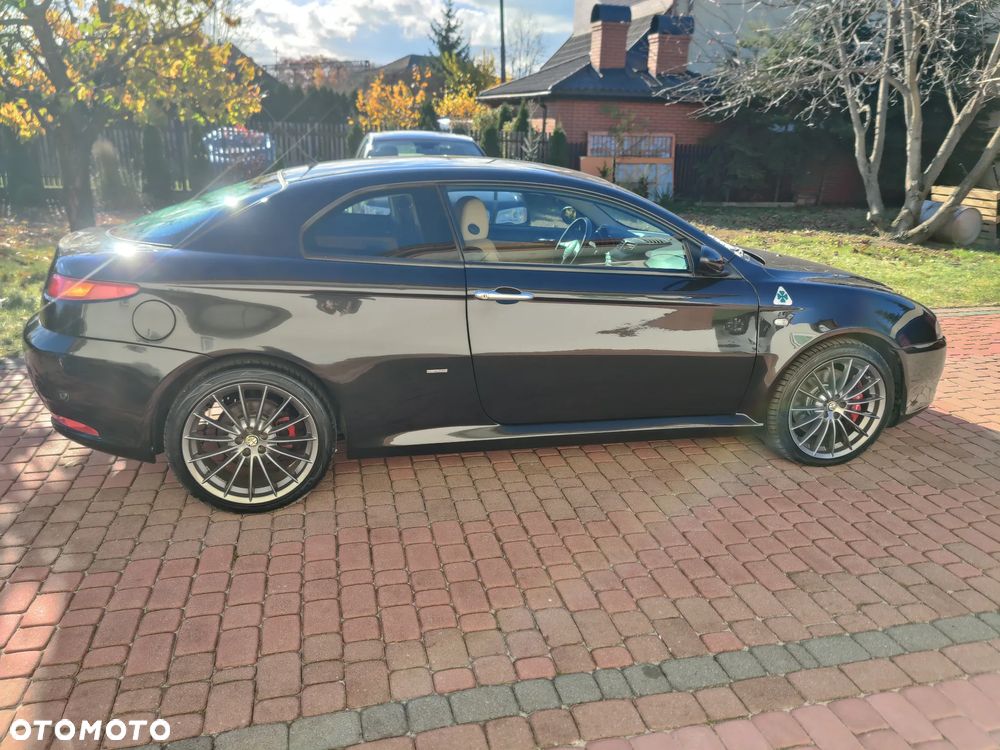 Alfa Romeo GT 3.2 24V Distinctive - 5