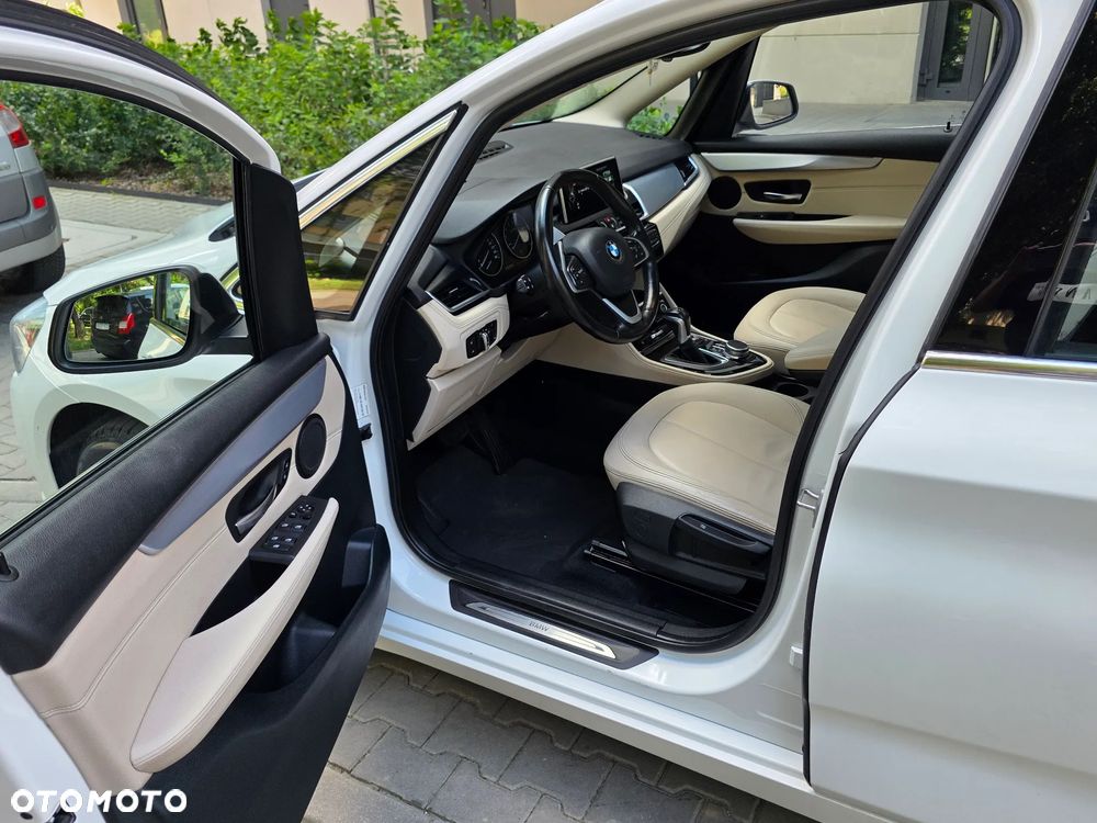 BMW Seria 2 220i Luxury Line - 24