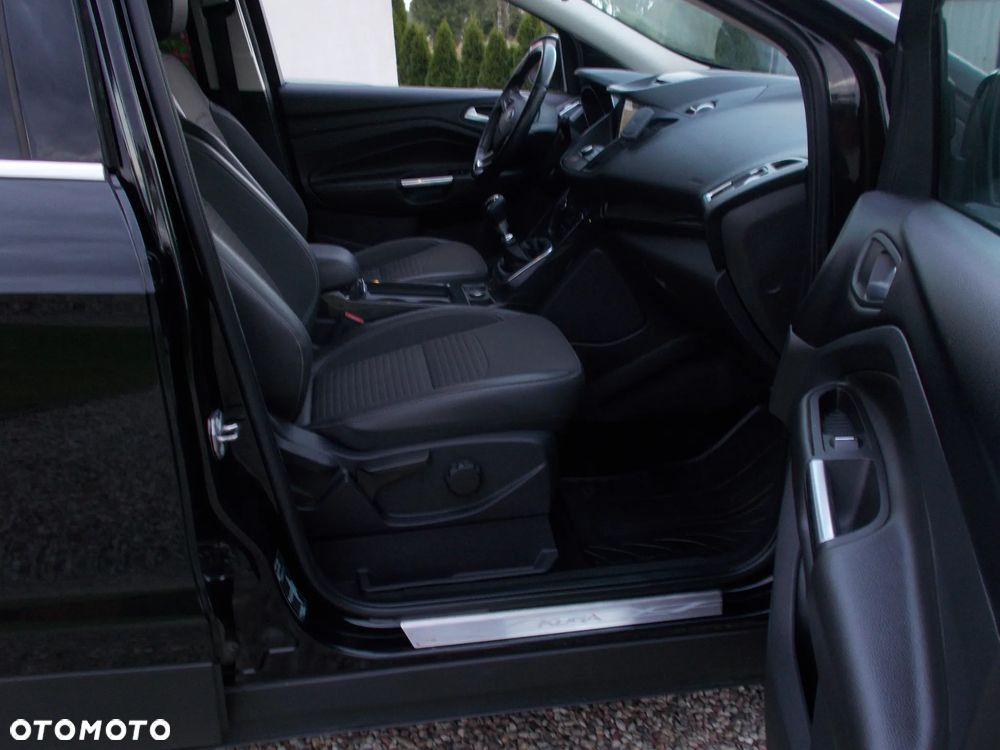 Ford Kuga 2.0 TDCi FWD Titanium - 6