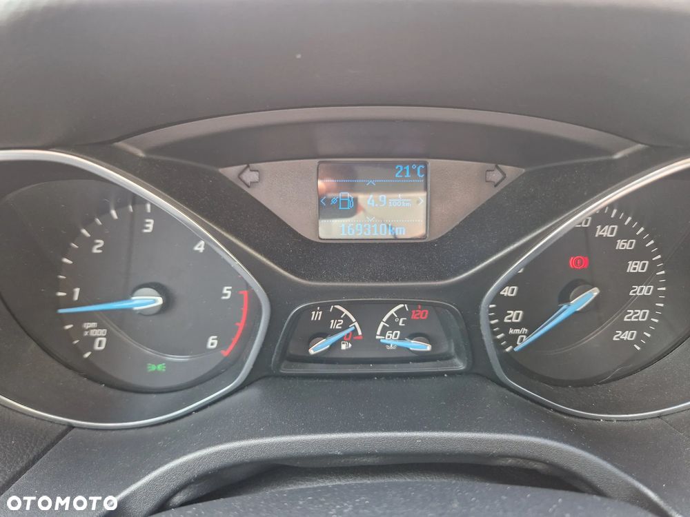 Ford Focus ver-1-6-tdci-gold-x-trend- - 20