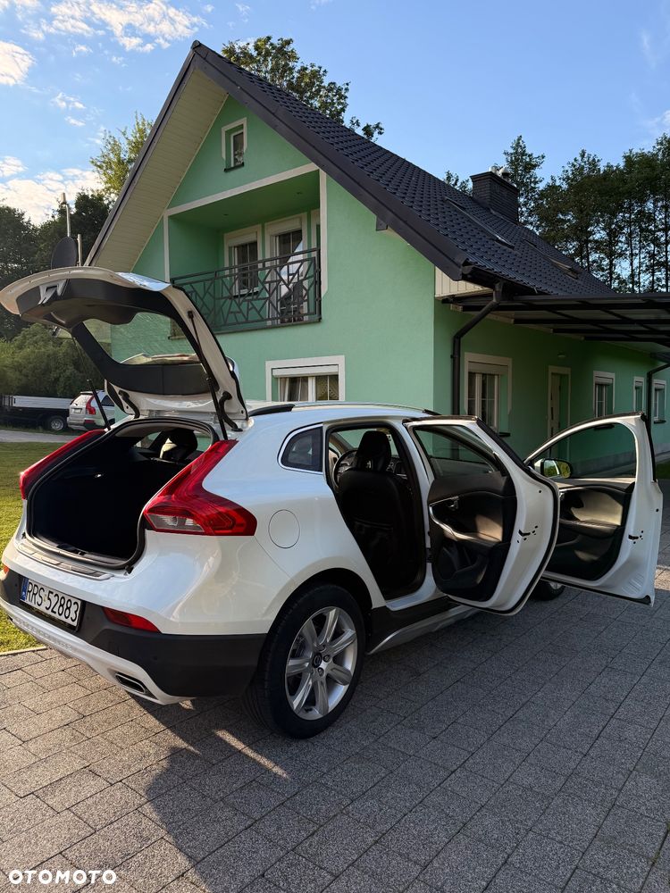 Volvo V40 D2 Drive-E Ocean Race - 6
