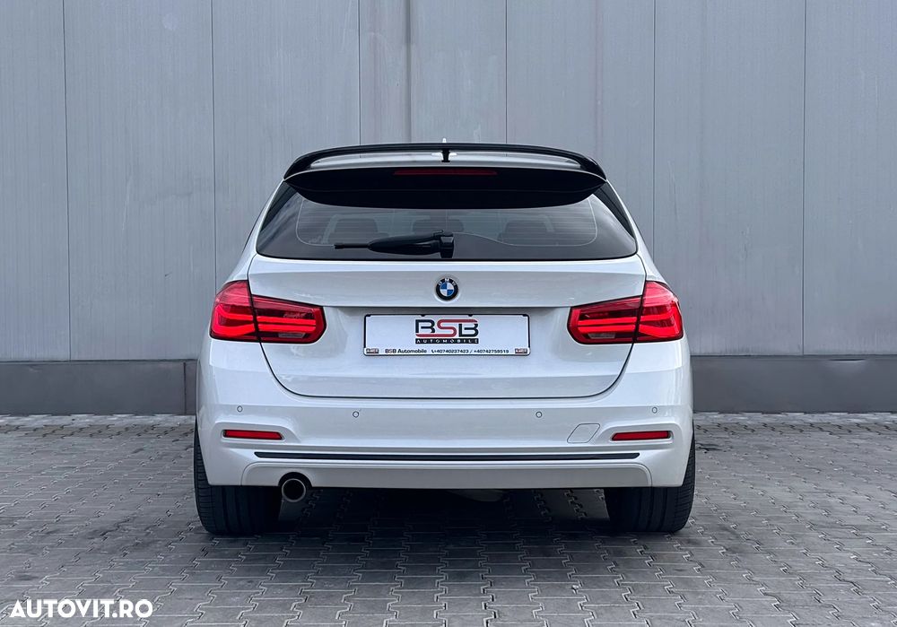 BMW Seria 3 318d Touring Aut. Luxury Line - 7