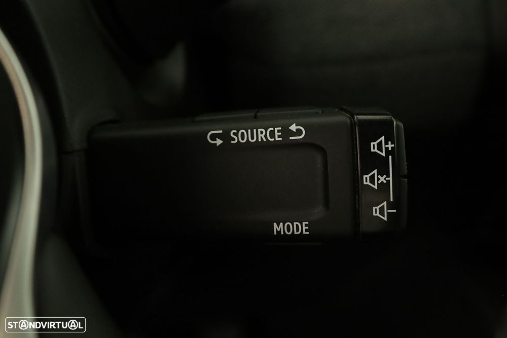 Renault Clio 1.0 TCe Techno - 17