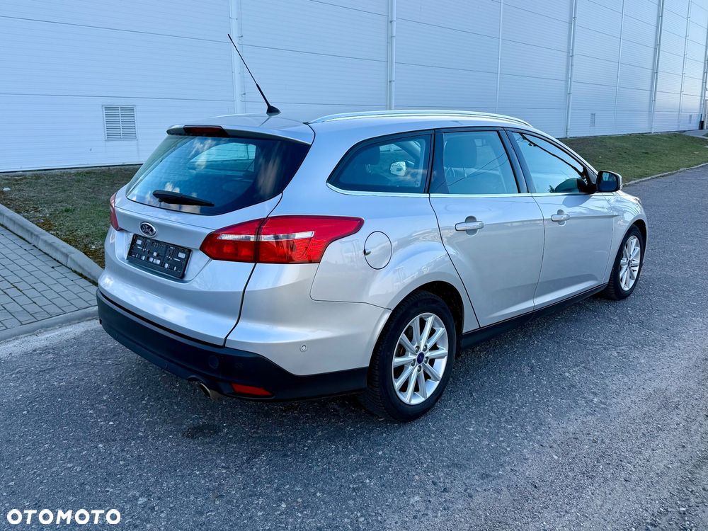 Ford Focus - 5