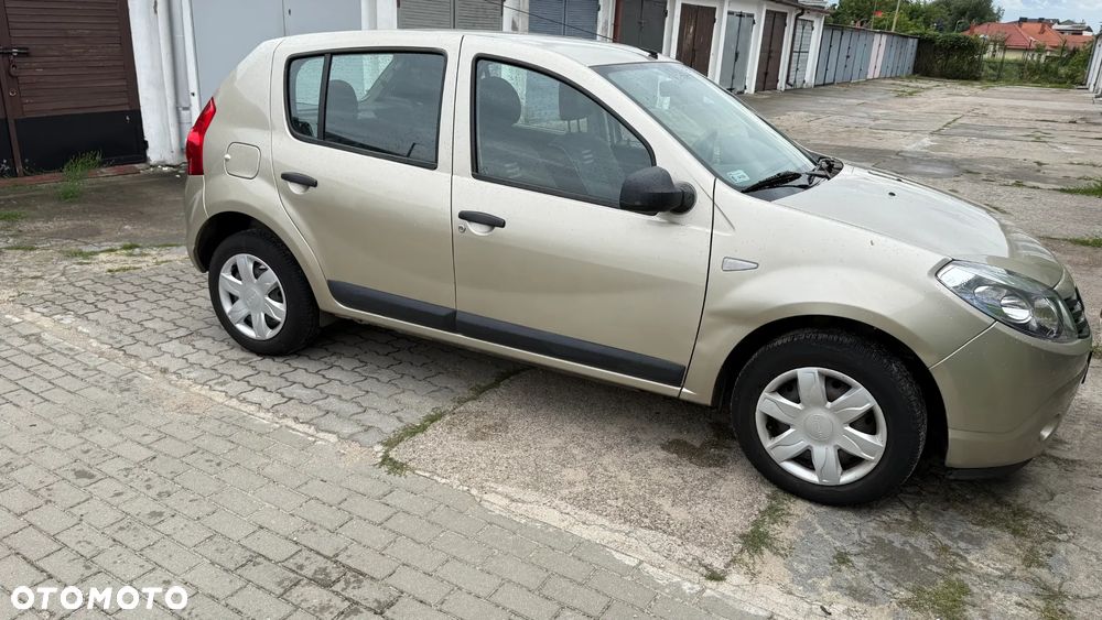 Dacia Sandero 1.2 16V Story - 4