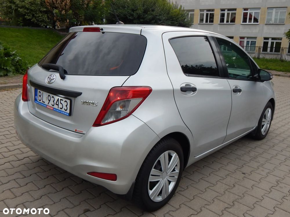 Toyota Yaris 1.33 Sol - 9