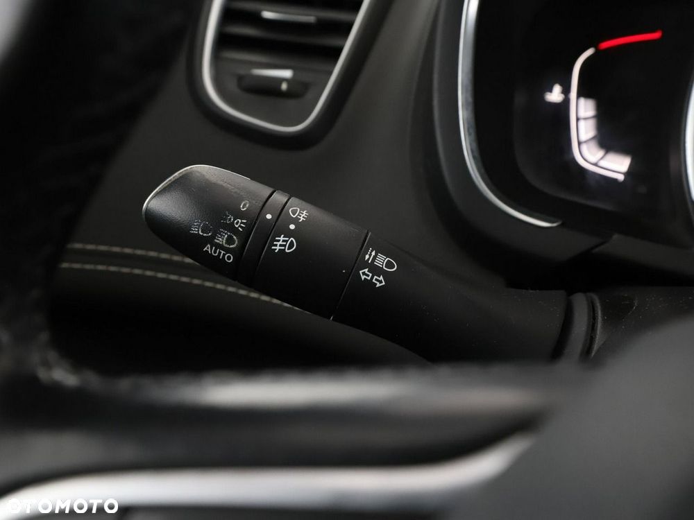 Renault Scenic ENERGY TCe 130 S&S LIMITED - 37