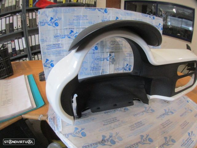 Grelha Friso 682483347R 682488019R RENAULT TWINGO 3 FASE 1 2014 1.0I 71CV 5P AZUL BEBE MEIO  GRE QUADRANTE PAINEL CENTRAL - 2