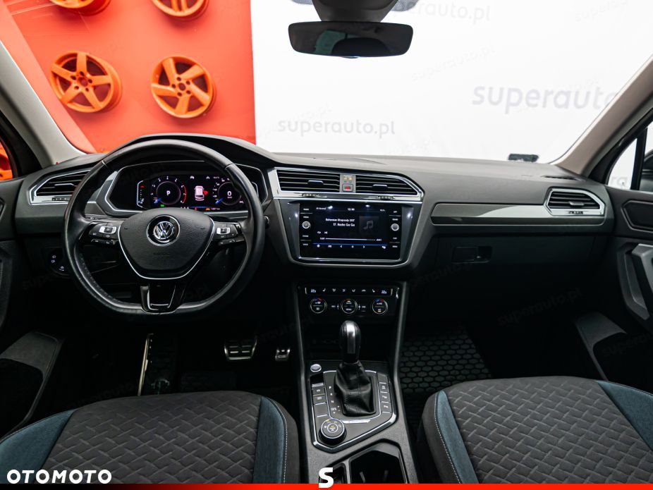 Volkswagen Tiguan 2.0 TSI 4Mot IQ Drive DSG - 9