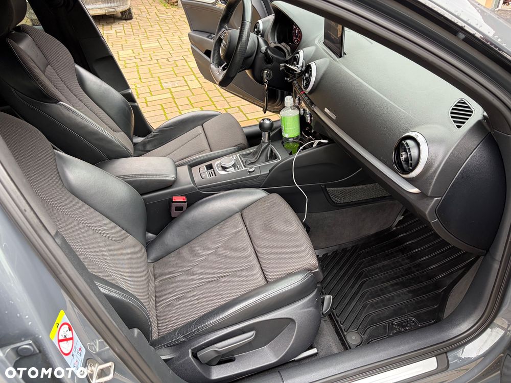 Audi A3 Sportback 1.5 TFSI cylinder on demand design - 13