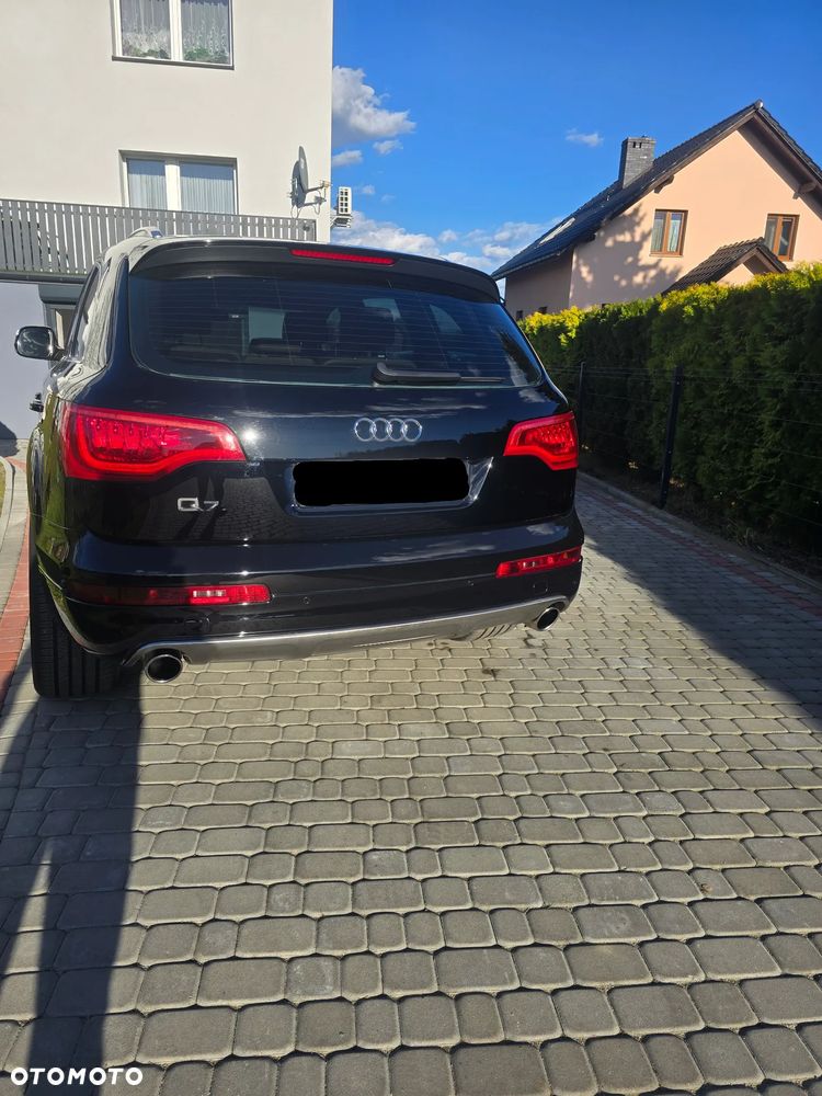 Audi Q7 - 8