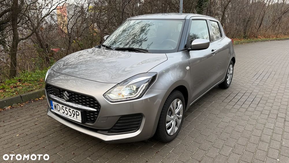 Suzuki Swift - 1