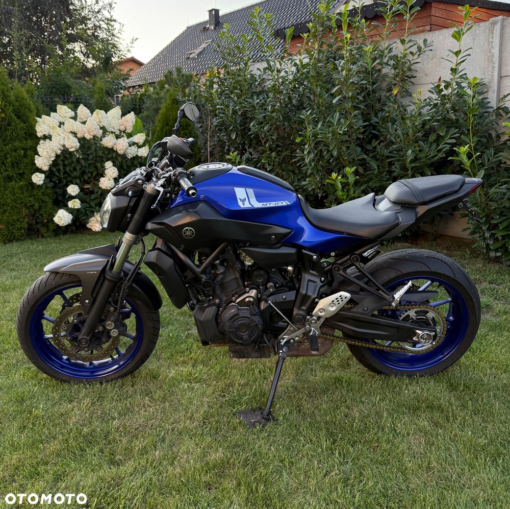 Yamaha MT - 4