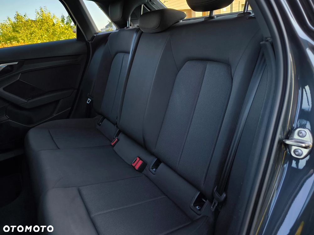 Audi A3 Sportback 30 TDI - 5