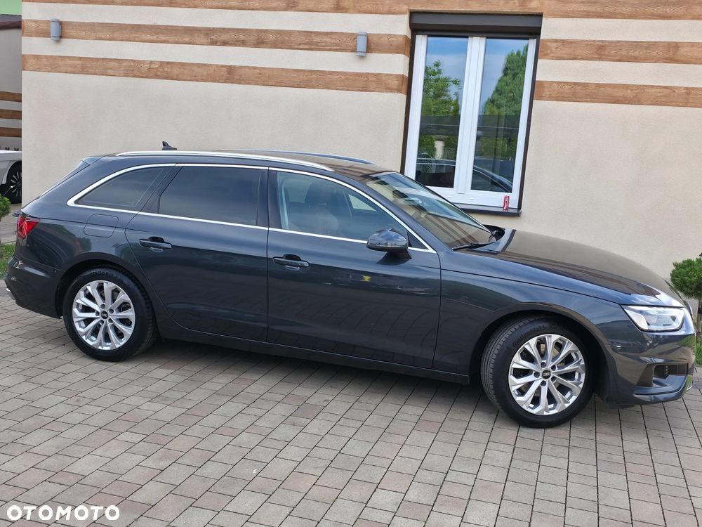 Audi A4 Avant 35 TFSI S tronic sport - 4