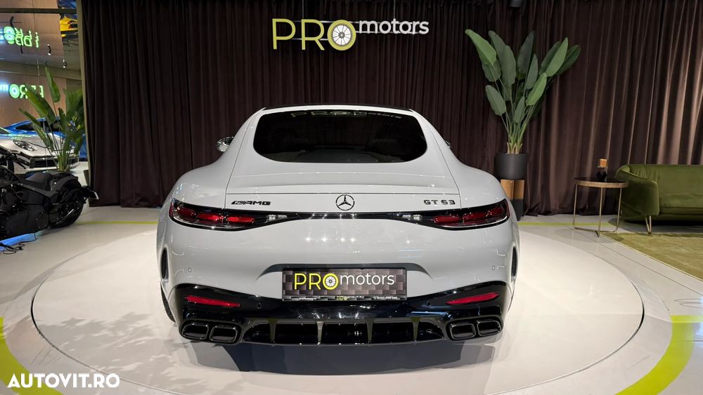 Mercedes-Benz AMG GT - 8
