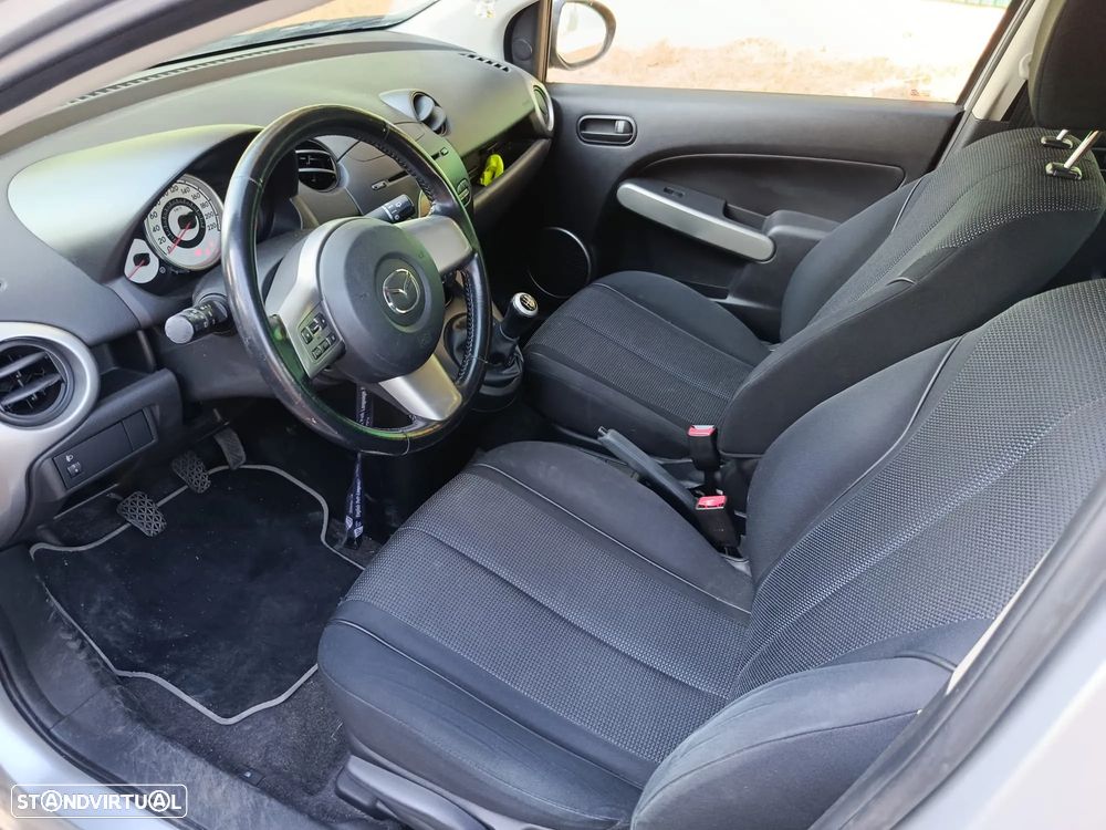 Mazda 2 1.3 MZR Comfort - 4