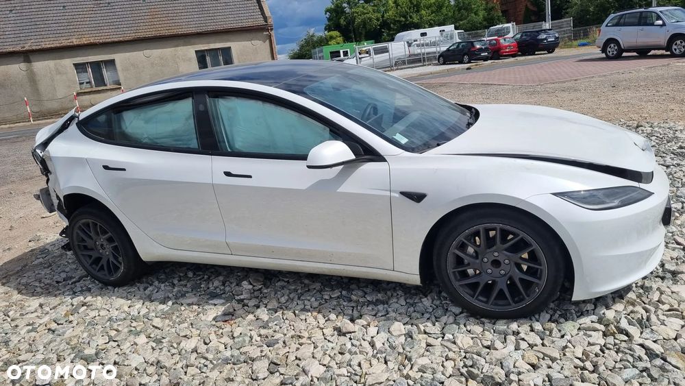 Tesla Model 3 Standard Hinterradantrieb - 13