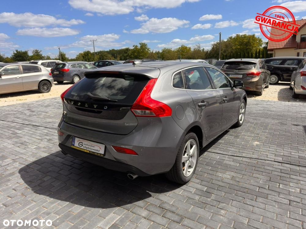Volvo V40 - 10