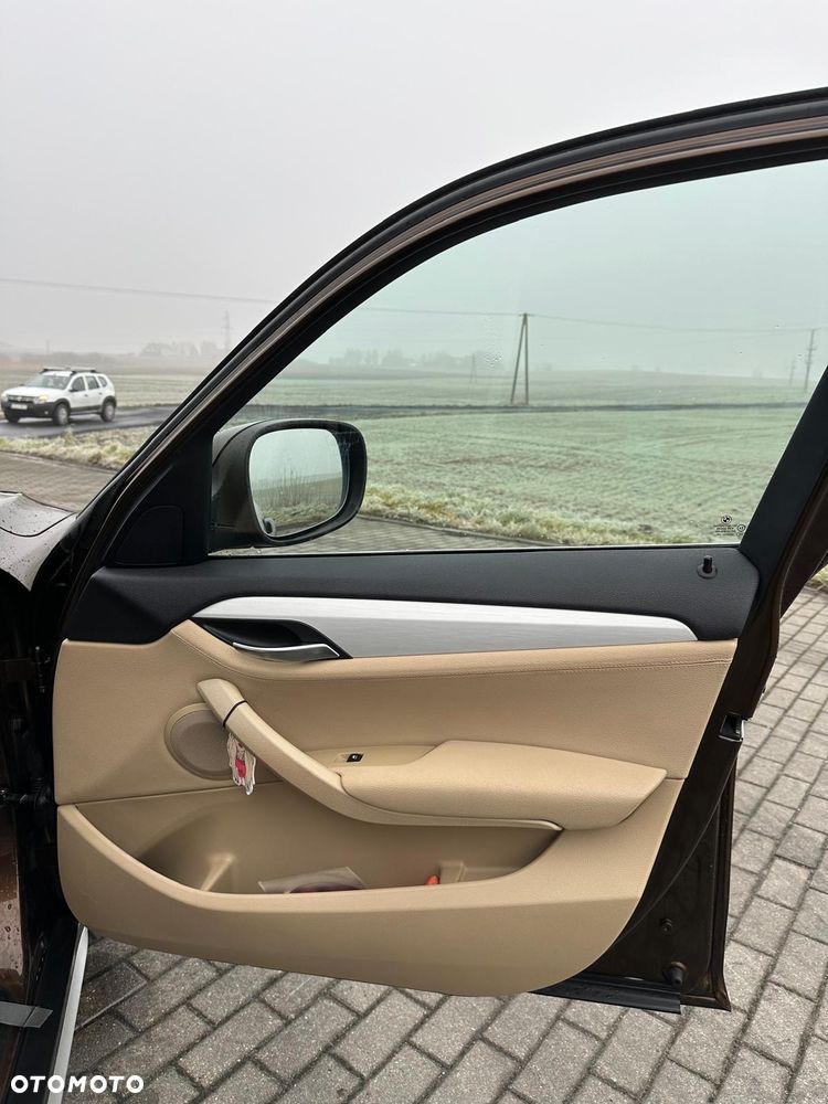 BMW X1 xDrive23d - 13