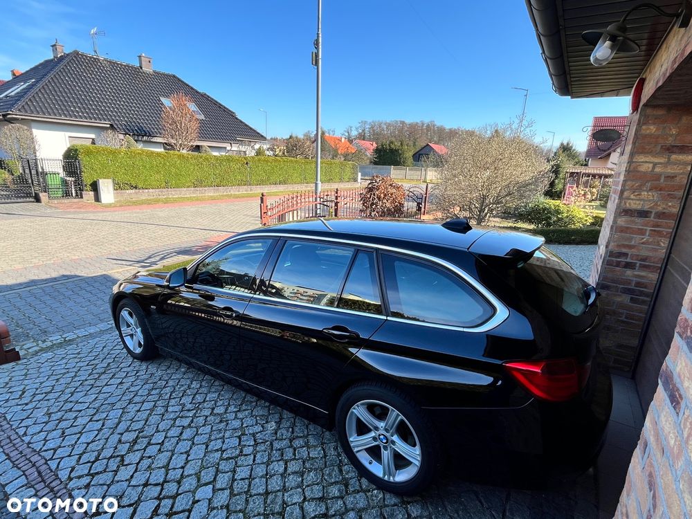BMW Seria 3 318d Blue Performance Luxury Line - 11