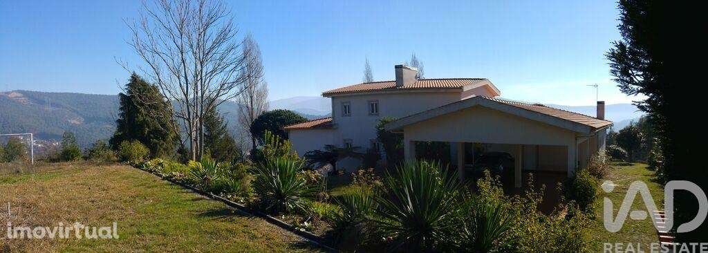 Casa / Villa T3 em Ossela de 336,00 m2 - Grande imagem: 3/23