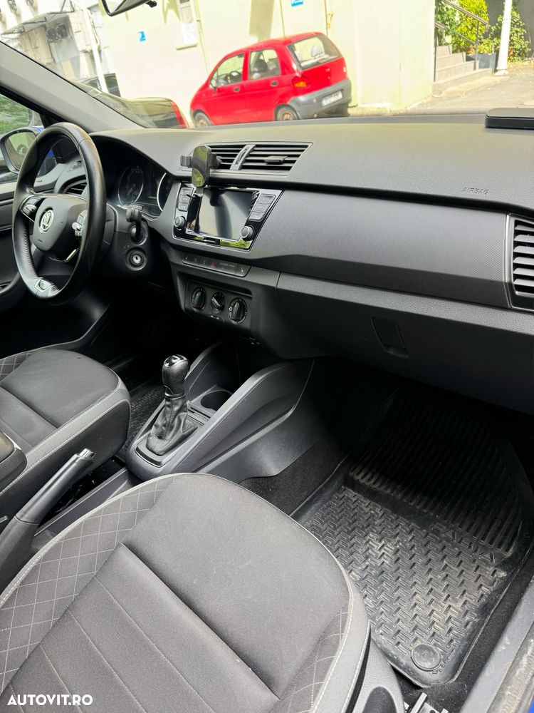 Skoda Fabia - 2