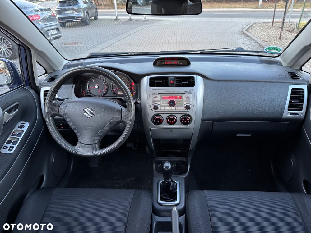 Suzuki Liana Kombi 1.6 4 Seasons - 14